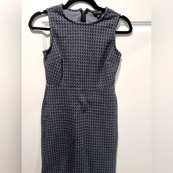 Banana Republic work dress. Size 2P - Picture 1 of 2
